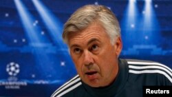 Carlo Ancelotti, pelatih Real Madrid gagal membawa klubnya meraih satupun gelar musim ini (foto: dok).