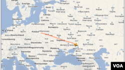 مسیر پرواز MH17 متعلق به خطوط هوایی مالزی که از مبدأ آمستردام - ۲۶ تیر ۱۳۹۳ 