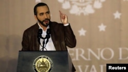 El presidente de El Salvador, Nayib Bukele, se comprometió recientemente a "garantizar la libertad de expresión al máximo al 100 por ciento".