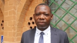 Tikonimbé Koupokpa, Professeur de droit constitutionnel à l’Université de Lomé. Lomé, 31 mars 2021. (VOA/Kayi Lawson)