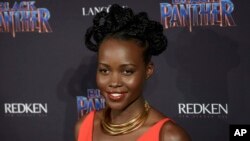 Lupita Nyong'o akihudhuria Black Panther kwenye Onyesho la Wiki ya Mitindo ya Wakanda New York Februari 11, 2018. (Picha na Christopher Smith/Invision/AP).