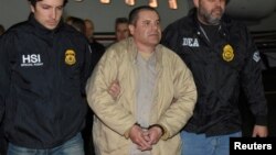 Joaquin 'El Chapo' Guzman escorté à New York, le 19 2017. 