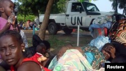 FILE - South Sudanese families rest in a camp for internally displaced people at the United Nations mission compound in Tomping, Juba, July 11, 2016. (The image was provided to Reuters by a third party.)