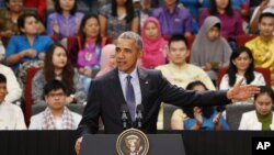 Tổng thống Mỹ Barack Obama phát biểu tại một trung tâm hội nghị ở Kuala Lumpur, Malaysia, ngày 20/11/2015.
