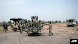 Des soldats de la 7ème division de l'armée nigériane à Damboa, Etat de Borno, dans le nord-est du Nigeria le 25 mars 2016. 