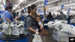 Công ty Walmart tuyên bố sẽ không mua sản phẩm từ bất cứ xưởng may nào không đạt tiêu chuẩn an toàn.