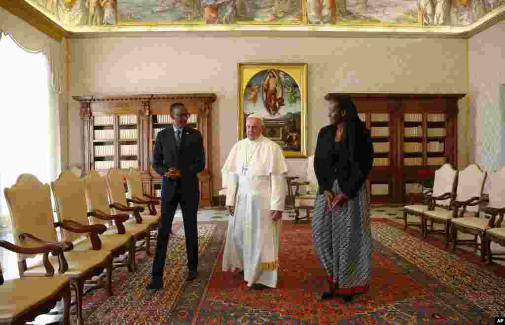 Hotunan Ziyara Shugaban Rwanda Paul Kagame A Vatican, ranar 20 ga watan Maris 2017.