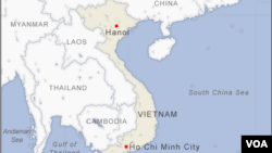 Bentrokan atas lahan sengketa di kawasan Dong Tam, pinggiran kota Hanoi, menewaskan seorang warga dan tiga polisi setempat. 