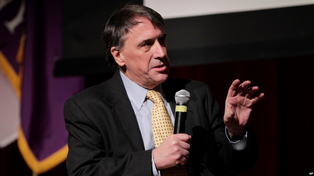 Peter Galbraith, mantan Dubes AS untuk Kroasia yang juga pengamat situasi warga Kurdi di Timur Tengah (foto: dok). 