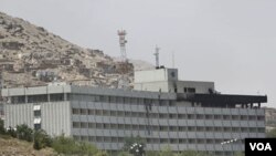 otèl kote militan yo te atake a nan dat 28 jen 2011 la