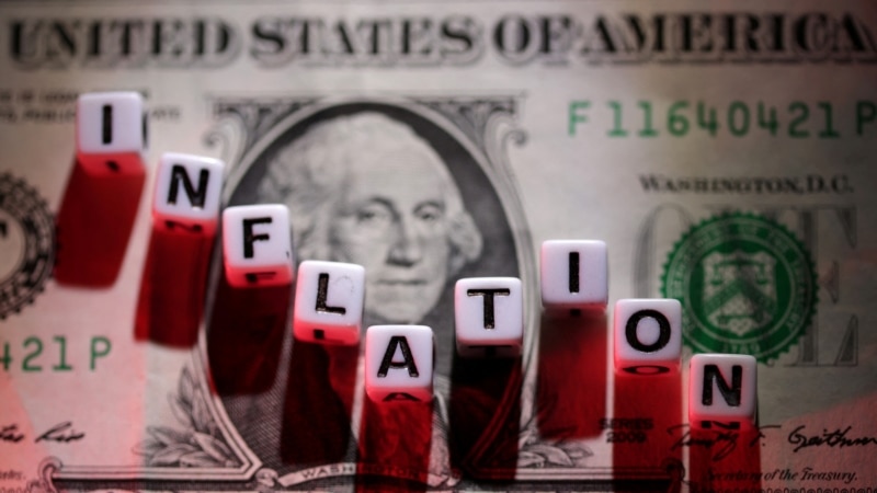El dólar sigue cayendo frente a otras divisas tras datos de la inflación en EEUU
