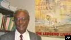 Analyst Sees Internet and Mosques Radicalizing Young Somalis
