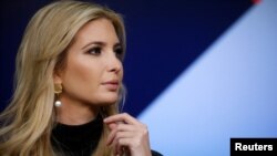 លោកស្រី Ivanka Trump ចូលរួម​ក្នុង​វេទិកា​មួយ​ឈ្មោះ​ថា Generation Next នៅ​អគារ Eisenhower Executive Office ក្នុង​រដ្ឋធានី​វ៉ាស៊ីនតោន កាលពី​ថ្ងៃទី២២ ខែមីនា ឆ្នាំ២០១៨។