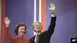 Prezida Jimmy Carter n'umufasha we Rosalynn Carter