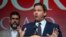 Gubernur Florida Ron DeSantis berbicara dalam sebuah acara di sekolah Doral Academy Preparatory di Doral, Florida, pada 14 September 2021. (Foto: AP/Wilfredo Lee)