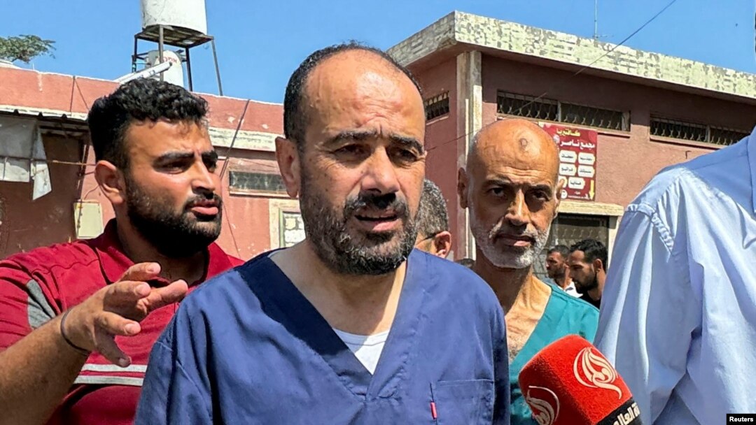 Direktor bolnice Al Šifa Muhamed Abu Selmija po oslobađanju (REUTERS/Mohammed Salem)