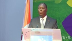 Ouattara appelle Mugabe à quitter le pouvoir "dans la dignité" (vidéo)