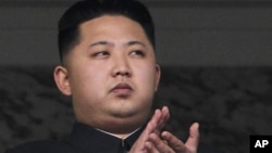 Kim Jong Un ຜູ້ນໍາສູງສຸດຂອງເກົາຫຼີເໜືອ ຄົນປັດຈຸບັນ.