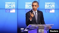 바락 오바마 미국 대통령이 지난 3월 벨기에 브웨셀에서 유럽연합 수뇌부와 회담한 후 기자회견에 참석했다.