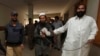 مقامات افغان با رهبر طالبان ملاقات می کنند