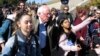 El aspirante a la nominación presidencial demócrata Bernie Sanders, hace campaña en Reno, Nevada, el 18 de febrero de 2020.