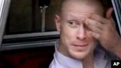 El soldado Bowe Bergdahl estuvo cautivo de los talibanes por cinco años y luego liberado por canje.