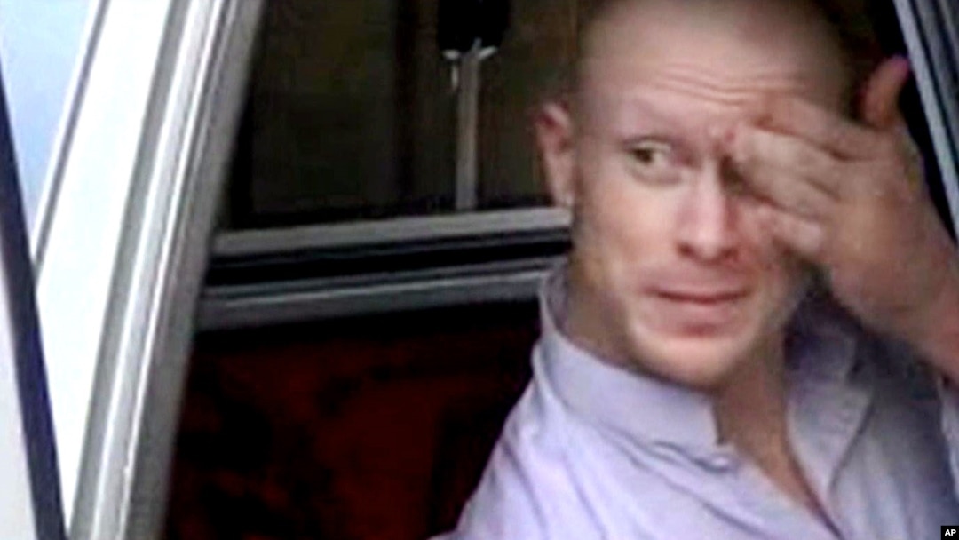 Bowe Bergdahl, yang dirawat di sebuah rumah sakit militer di Jerman, akan tiba di AS hari Jumat (13/6). 