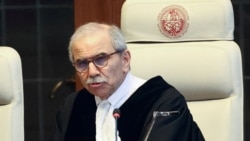 Hakim Nawaf Salam, presiden Mahkamah Internasional, memberikan pidato di ICJ pada awal sidang di Den Haag, Belanda, 16 Mei 2024. (Foto: Reuters)