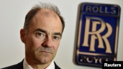 Warren East, CEO Rolls-Royce, berfoto di kantor teknik penerbangan di Bristol, Inggris, 17 Desember 2015. (Foto:Dok)