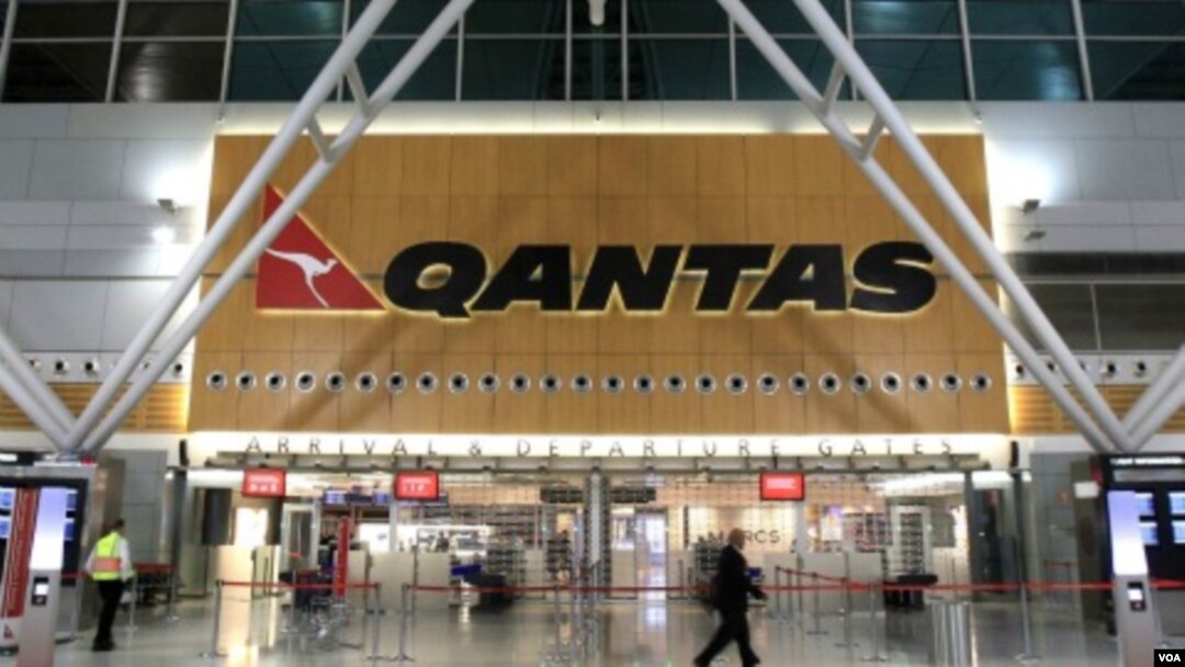 Qantas sempat menutup terminalnya di Bandara Sidney saat karyawannya melakukan aksi mogok kerja, Oktober lalu (foto: dok).