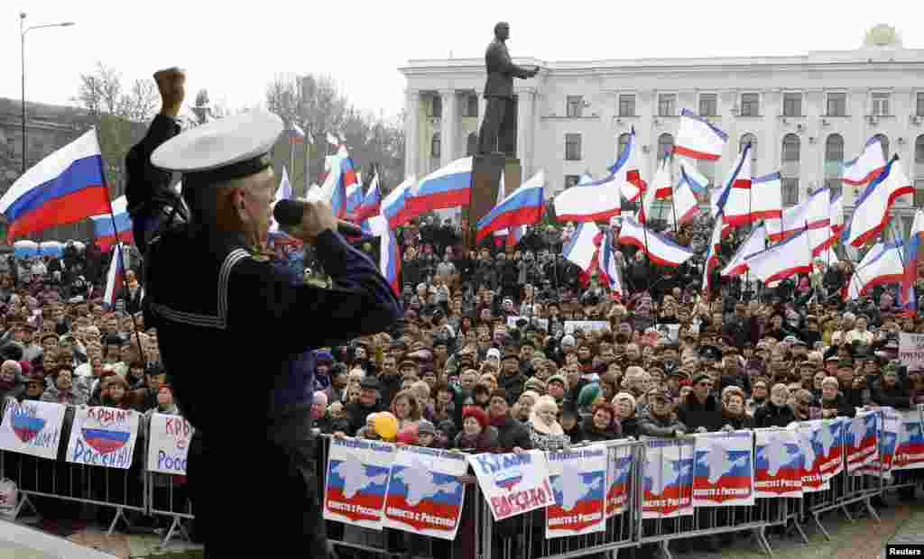 Իրադարձություններ Ուկրաինայում. Ռուսաստանի ուժերն ամրապնդում են իրենց դիրքերը Ղրիմում 