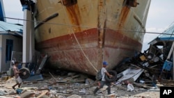 Suasana tanggal 4 Oktober, paska tsunami di Sulawesi Tengah.