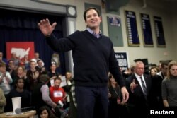 U.S. Republican presidential candidate Marco Rubio speaks at a town hall campaign rally in Derry, New Hampshire, Feb. 5, 2016.