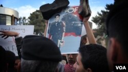 Palestinians protest March 19, in Ramallah against the West Bank visit of President Barack Obama. Photo: VOA / R. Collard