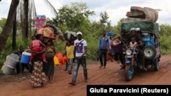 Congoleses expulsos de Angola a caminho do seu país