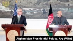 Hejgel i avganistanski predsednik Ašraf Gani na današnjoj konferenciji za novinare u Kabulu