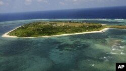 Pulau Pagasa bagian dari gugusan Kepulauan Spratly yang disengketakan, di Laut Cina Selatan yang terletak di lepas pantai barat Filipina, 20 Juli 2011. (Foto: Reuters)