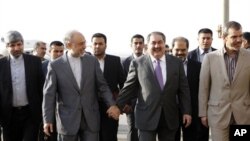 وه‌زیری ده‌ره‌وه‌ی ئێران به‌ وه‌کاله‌ت عه‌لی ئه‌کبه‌ر سـاڵحی له‌ لایه‌ن وه‌زیری ده‌ره‌وه‌ی عێراق هوشیار زێباری له‌ به‌غدا پـێشـوازی لێده‌کرێت، چوارشه‌ممه‌ 5 ی دوازده‌ی 2011