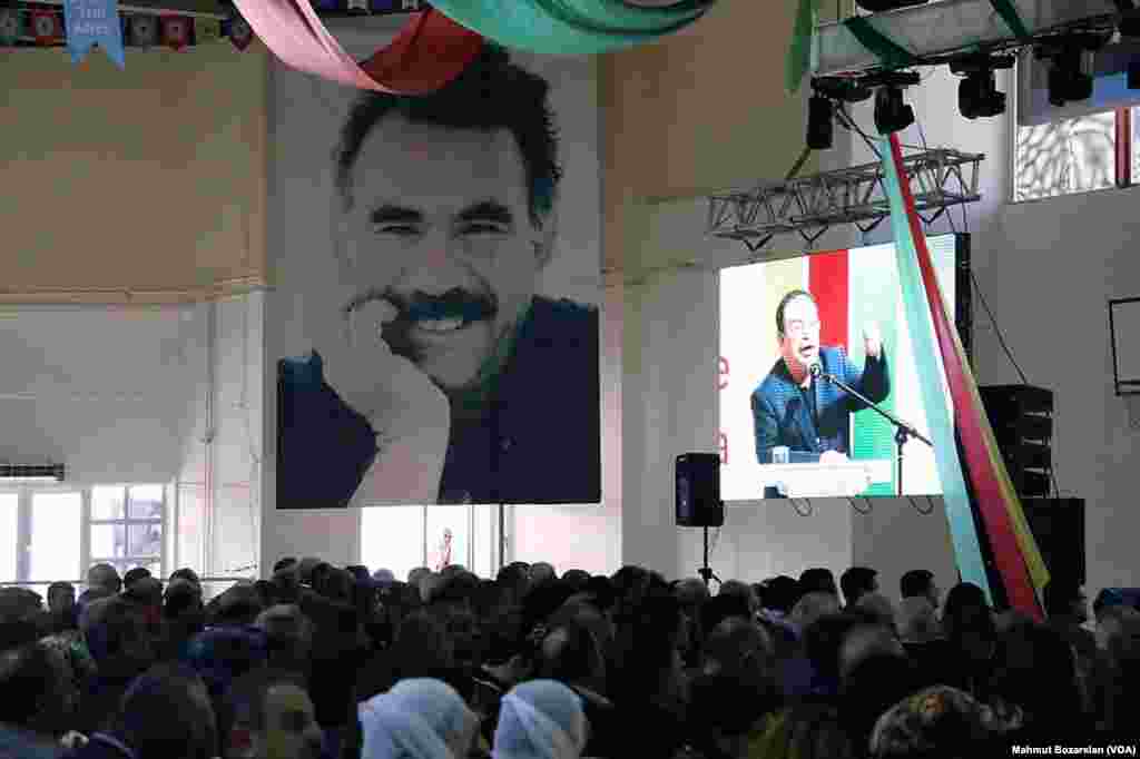 Demokratik Toplum Kongresi toplantısı, Diyarbakir 26 Aralık, 2015