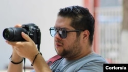 Kristian Uriel Zavala, periodista independiente y director del portal de noticias El Silaoense MX, fue asesinado la madrugada de este domingo, 2 de marzo, de 2025, en Silao, Guanajuato, México.