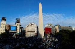 Argentina ha vivido una serie de protestas en semanas recientes. Los manifestantes se quejan de la manera en que el gobierno ha manejado la crisis de la pandemia y los problemas económicos que esta ha generado.