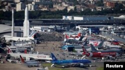 Paris Air Show di bandara Le Bourget dekat Paris tahun lalu (foto: ilustrasi). Perebakan virus korona akan berpengaruh terhadap ekonomi global mengingat China adalah ekonomi terbesar kedua di dunia. 