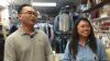 Bisnis laundry Bambang Suprijanto dan Dian Pantjarini di Philadelphia (VOA/Dian Widyastuti)