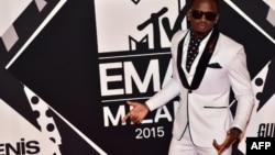 Diamond Platnumz sur le tapis rouge à Milan, le 25 octobre 2015.