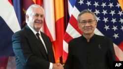 အမေရိကန် နိုင်ငံခြားရေး ဝန်ကြီး Rex Tillerson နဲ့ ထိုင်းနိုင်ငံခြားရေး ဝန်ကြီးတို့ ဘန်ကောက်မြို့တော်မှာ တွေ့ဆုံ။ 