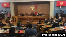ARHIVA - Sednica crnogorskog parlamenta (Foto: VOA/Predrag Milić)