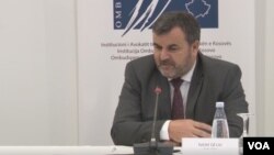 Naim Ćeljaj, kosovski ombudsman tokom okruglog stola na temu "Izazovi pravosudnog sistema u primeni Zakona o zaštiti od diskriminacije".