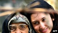 Amerika'da Yaşayan Romanlar Ayrımcılıktan Şikayetçi