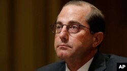 Menteri Kesehatan dan Layanan Kemanusiaan Alex Azar, ditunjuk Trump sebagai pemimpin federal dalam koordinasi strategi biodefense AS. 