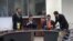 Грција бара ерга омес, Македонија сака чисти позиции за зачувување на идентитетот